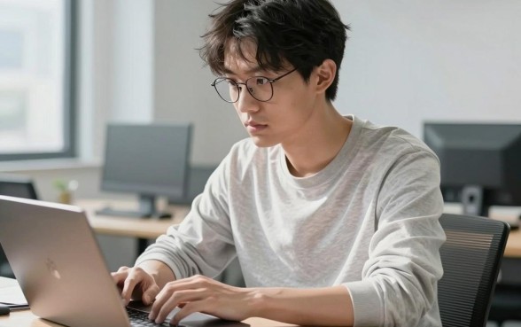 不看征信借款5000马上到账的平台，归集五个19岁贷款容易过审批的平台