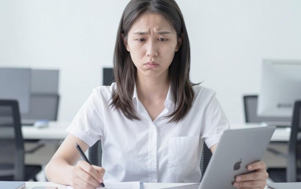 黑户哪个软件可以借钱的，热忱推荐5个新号易贷速审秒下款软件