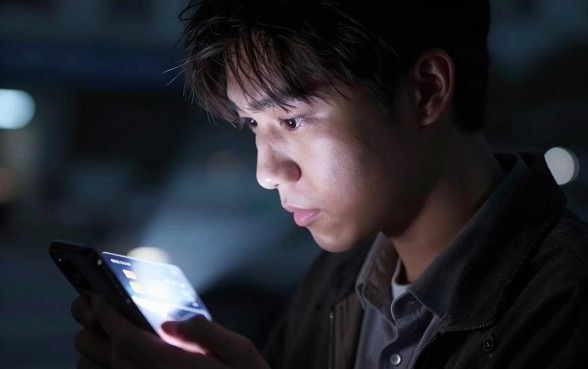 小菠萝app为何强制让我下款，深入剖析五个芝麻信用可以借钱的平台